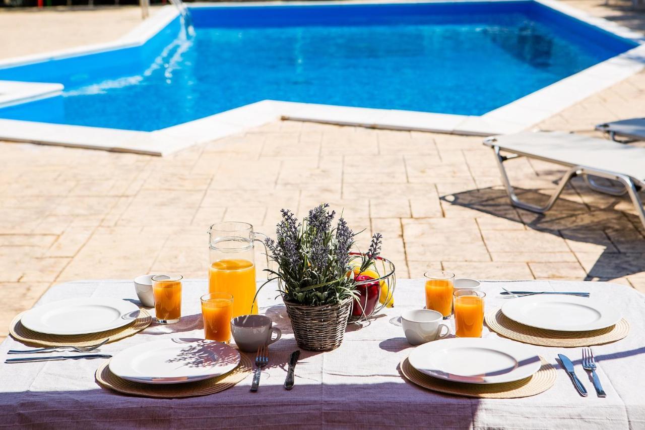 Olive Grove Poolside Apartments Benitses  Exterior foto