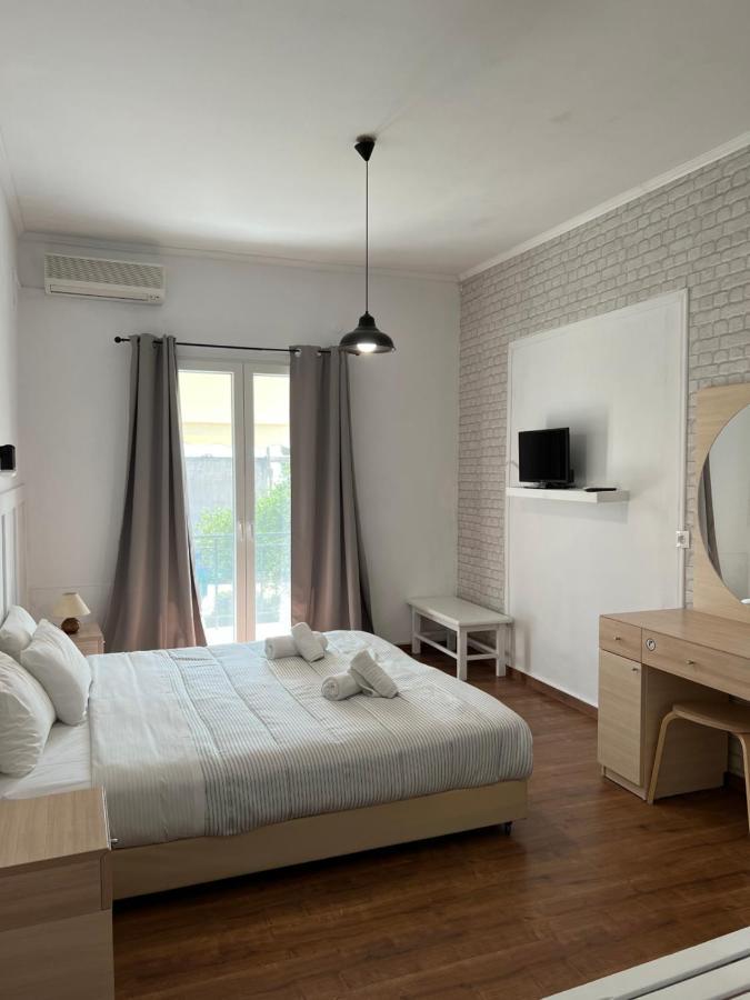 Olive Grove Poolside Apartments Benitses  Exterior foto