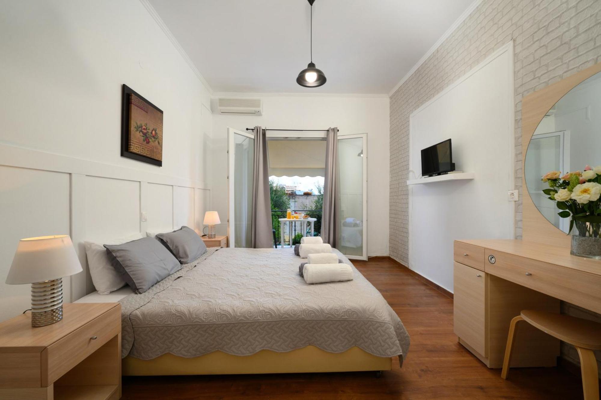 Olive Grove Poolside Apartments Benitses  Exterior foto